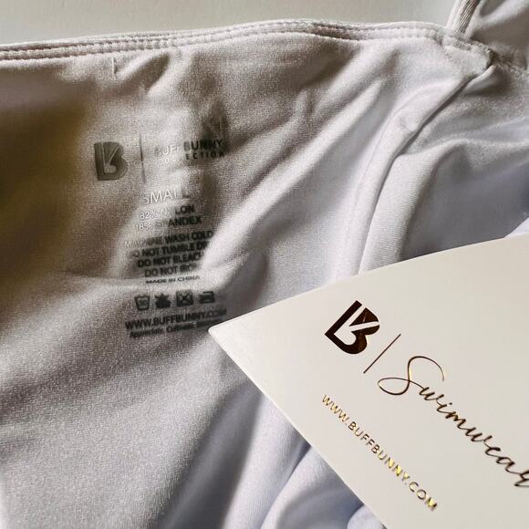 BuffBunny Collection White One Piece Swimsuit Size Small NWT - Picture 6 of 7